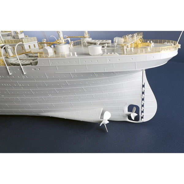 Trumpeter 03720 1/200 Olympic – Metro Hobbies