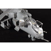 Trumpeter 05830 1/48 Russian Mi-35M Hind-E
