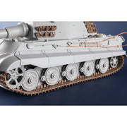 Trumpeter 1/16 Pz.Kpfw.VI Sd.Kfz.182 Tiger II (Henschel 105mm) Plastic Model Kit