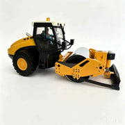 Yi Gong 1/50 R/C Road Roller