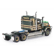 Drake Z88007 1/50 Mack Bicentennial Superliner Captain Cook