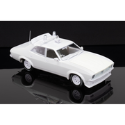 DDA 1/24 XB Pursuit Ford Falcon Sealed Body Opening Bonnet w/Engine Plastic Model Kit