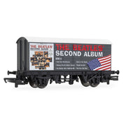 Hornby R60301 OO The Beatles - Second Album US Album Cover - Wagon