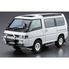 Aoshima A006139 1/24 Mitsubishi P35W Delica Star Wagon 1991