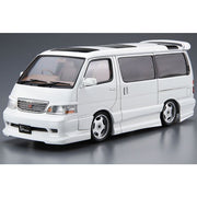 Aoshima A006215 1/24 Azmax KZH100 Hiace 1999 Toyota