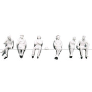 Preiser 1/50 Figures Sitting x6 | Metro Hobbies