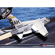 Academy 12521 1/72 USN F-8E VF-162 "The Hunters"