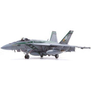 Academy 12565 1/72 USN F/A-18E VFA-195 Chippy Ho