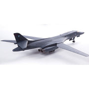 Academy 12620 1/144 Rockwell USAF B-1B Lancer Thunderbirds