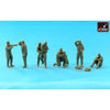 Armory F7224 1/72 RAF Heavy Bomber Crew In High Altitude Outfit Full Set 7 Figs and Dog Resin Model Kit