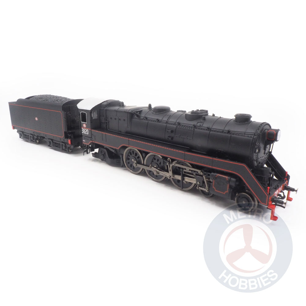 ARM 87003 C38 Class 4-6-2 Pacific Express Passenger Locomotive. #3820 ARM 87003 C38 Class 4-6-2 Pacific Express Passenger Locomotive. #3820