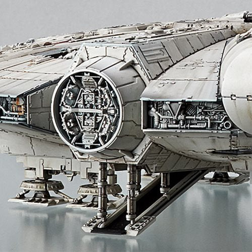 Bandai 5058195 1/144 Star Wars Millennium Falcon The Rise of Skywalker 4573102581952