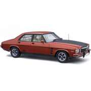 Classic Carlectables 18759 1/18 Holden HX Monaro Persian Sand