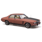 Classic Carlectables 18759 1/18 Holden HX Monaro Persian Sand