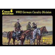 Caesar Miniatures 1/72 German Cavalry Division (WWII) 13 horses and 13 figures