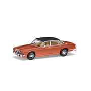Corgi VA13903 1/43 Daimler Sovereign Series 2 Double Six Vanden Plas Coral