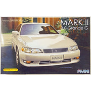 Fujimi 04697 1/24 Toyota Mark.II 3.0 Grande G with Window Frame Masking ID-118