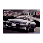 Fujimi 03767 1/24 Nissan GT-R (R35) Plastic Model Kit