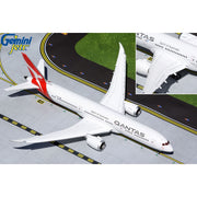 Gemini Jets G2QFA983F 1/200 Qantas Airways B787-9 Flaps Down