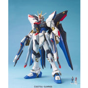 Bandai 5061606 MG 1/100 Strike Freedom Gundam Seed Destiny