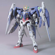 Bandai 5063130 1/100 00 Raiser Designers Colour Version Gundam 00