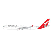 Gemini Jets GJQFA2161 1/400 Qantas Airways A330-330