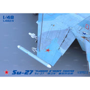 Great Wall Hobby L4824 1/48 Su-27 Flanker B