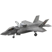 Hasegawa 02398 1/72 F-35 Lightning II B Version U.S.M.C. VMFA-242 Test Of Taking Off And Landing On IZUMO Limited Edition