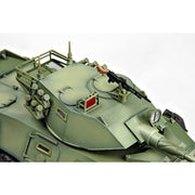 Hobby Boss 82422 1/35 LAV-150 Comm.w/Cock