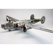 Hobby Boss 83211 1/32 Consolidated B-24J Liberator