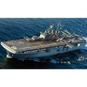 Hobby Boss 83407 1/700 USS Bonhomme Richard LHD-6