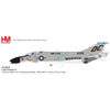 Hobbymaster 19049 1/72 F-4B Phantom II 158378 VMFA-122 DA Nang Air Base 1968 with 3 MK.4 Gun Pods