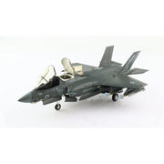 Hobby Master HA4614 F-35B Lightning II Beast Mode ZM148 RAF 617 Sqn HMS Queen Elizabeth Op Fortis 2021