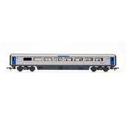 Hornby R40355A OO Platinum Jubilee of Queen Elizabeth II MK3 Sliding Door Trailer Disabled ER0072