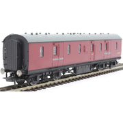 Hornby R4844 BR Stanier Period III Parcels Van M31137 Era 4