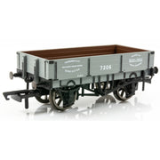 Hornby R60093 OO 3 Plank Wagon T. Burnett