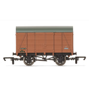 Hornby R60102 OO BR Twin Vent Van S49186