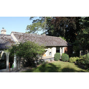 Hornby R7266 OO The Old Rectory Resin Building