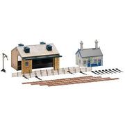 Hornby R8230 OO TrakMat Accessories Pack 4 | Metro Hobbies