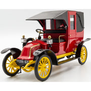 ICM 24030 1/24 Renault Type AG 1910 Paris Taxi de la Marne