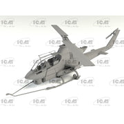 ICM 32061 1/32 Bell AH-1G Cobra late Plastic Model Kit