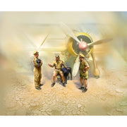 ICM 32110 1/32 Italian Pilots in Tropical Uniform 1939-1943