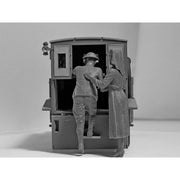 ICM 35662 1/35 Model T 1917 Ambulance with US Medical Personnel