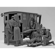 ICM 35662 1/35 Model T 1917 Ambulance with US Medical Personnel