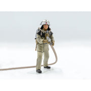 ICM 35902 1/35 Chernobyl No.2 Fire Fighters (AC-40-137A firetruck, 4 figures, diorama base with background)