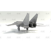 ICM 72176 1/72 Mikoyan MiG-25RU Soviet Training Aircraft
