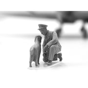 ICM DS4802 1/48 RAF Airfield Spitfire Mk IX Spitfire Mk VII RAF Pilots and Ground Personnel 7 Figures