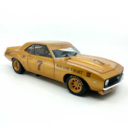Classic Carlectables 18770 1/18 Chevrolet ZL-1 Camaro 1971 ATCC Winner 50th Anniversary Gold Livery