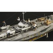Italeri 5624 1/35 Vosper 74 Torpedo Boat with Crew
