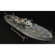 Italeri 5626S 1/35 M A S 568 4A Serie with Crew